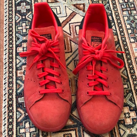 Stan Smith Red Adidas / size 6.5M - Picture 3 of 3